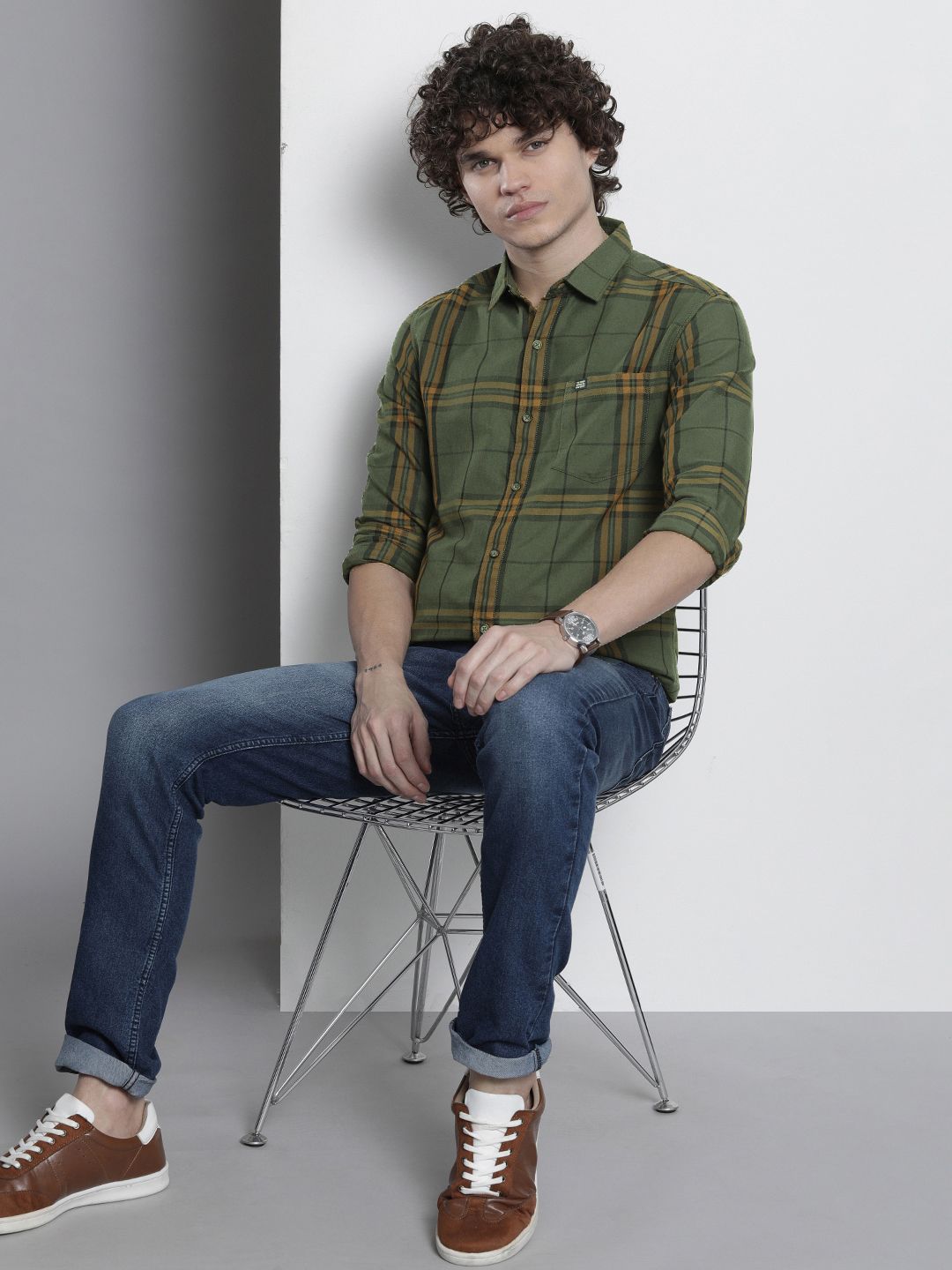The Indian Garage Co Men Checked Casual Shirt