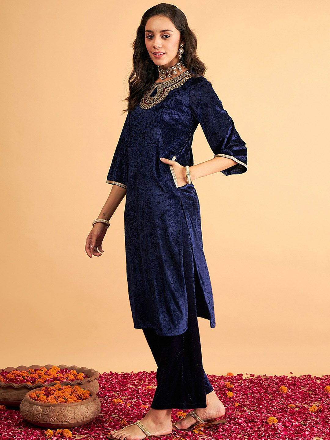 Shae by SASSAFRAS Navy Blue Thread Work Velvet Straight Kurta