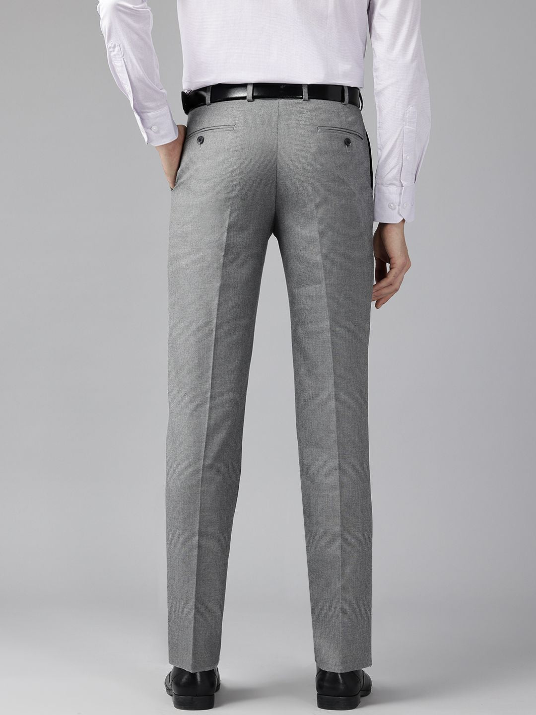 Park Avenue Men Checked Formal Trousers