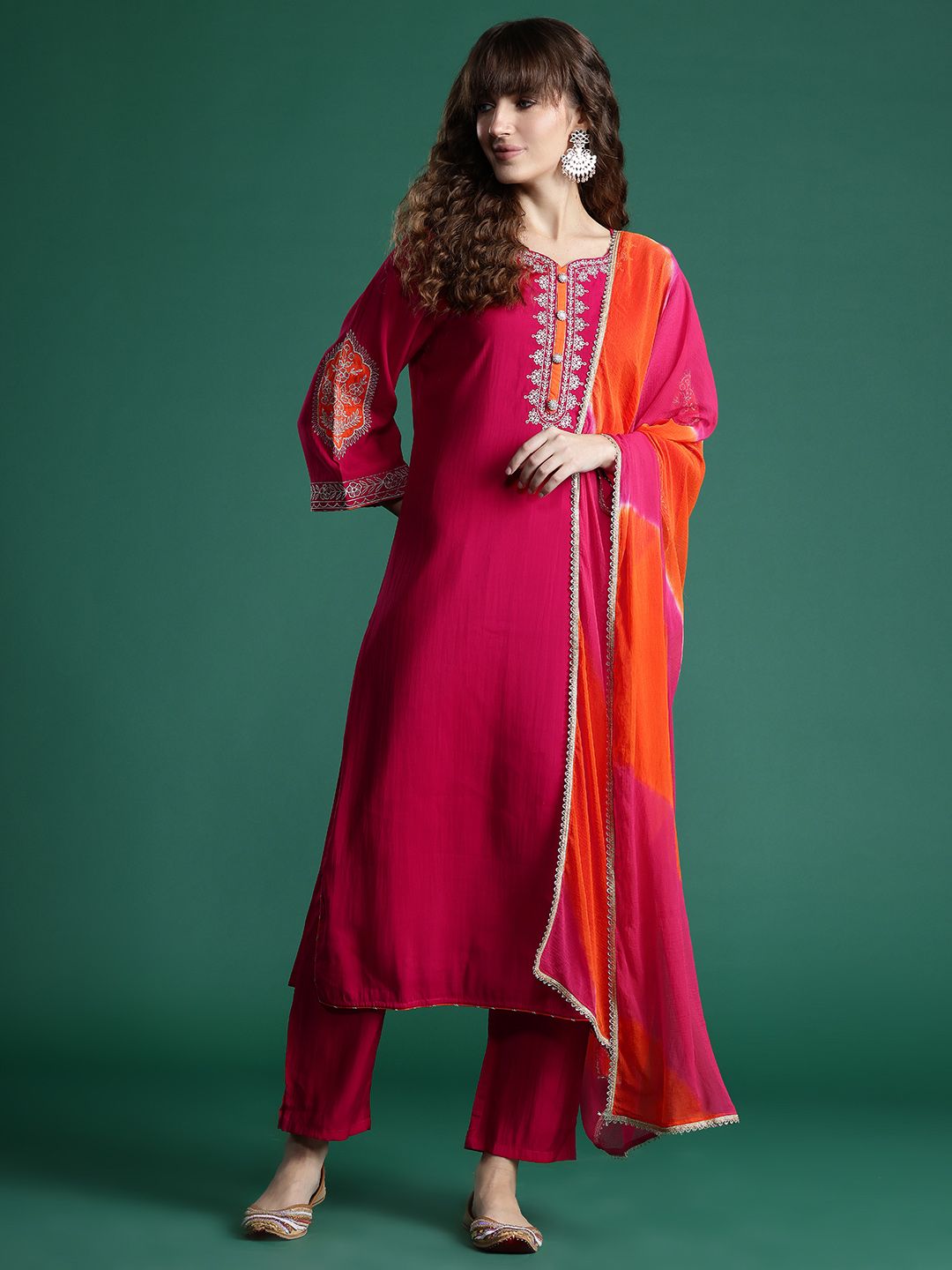 Motif Etnik Era Indo Sulam Kurta Zari Dengan Seluar & Dupatta
