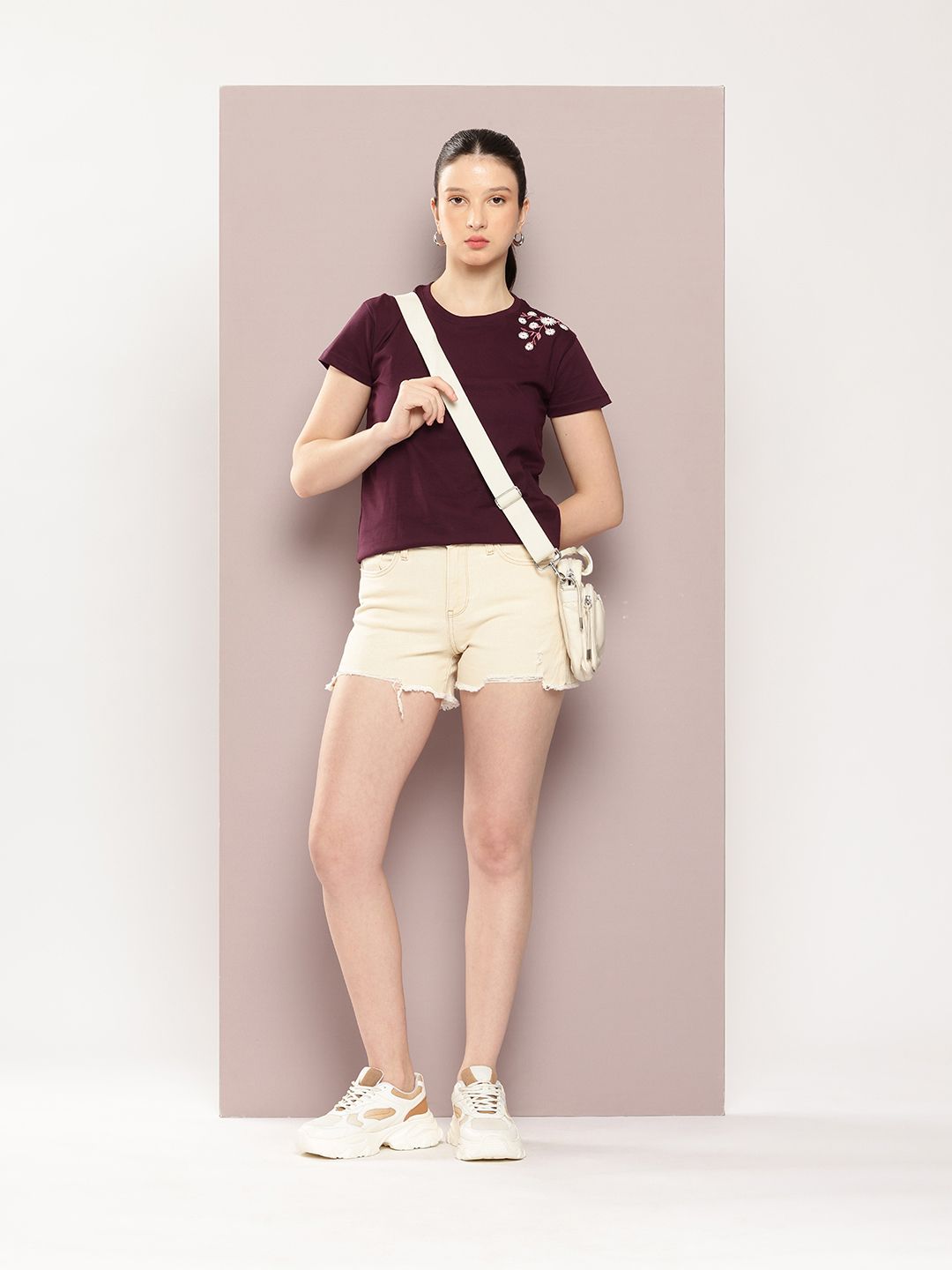DILLINGER Women Regular Fit Short Sleeve Embroidery Tshirt