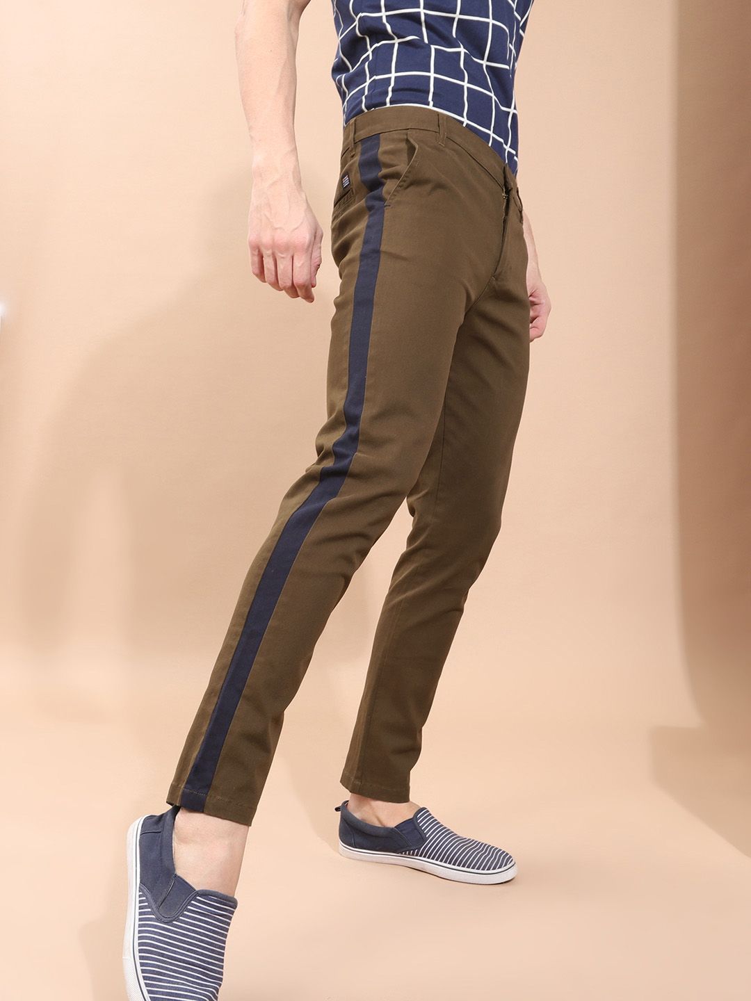 The Indian Garage Co Men Brown Slim Fit Solid Regular Trousers With Side Taping