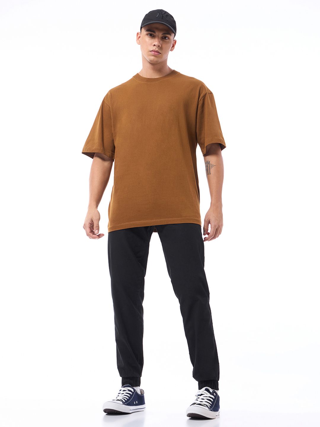 Bewakoof Black Solid Slim Fit Cotton Jogger Track Pants