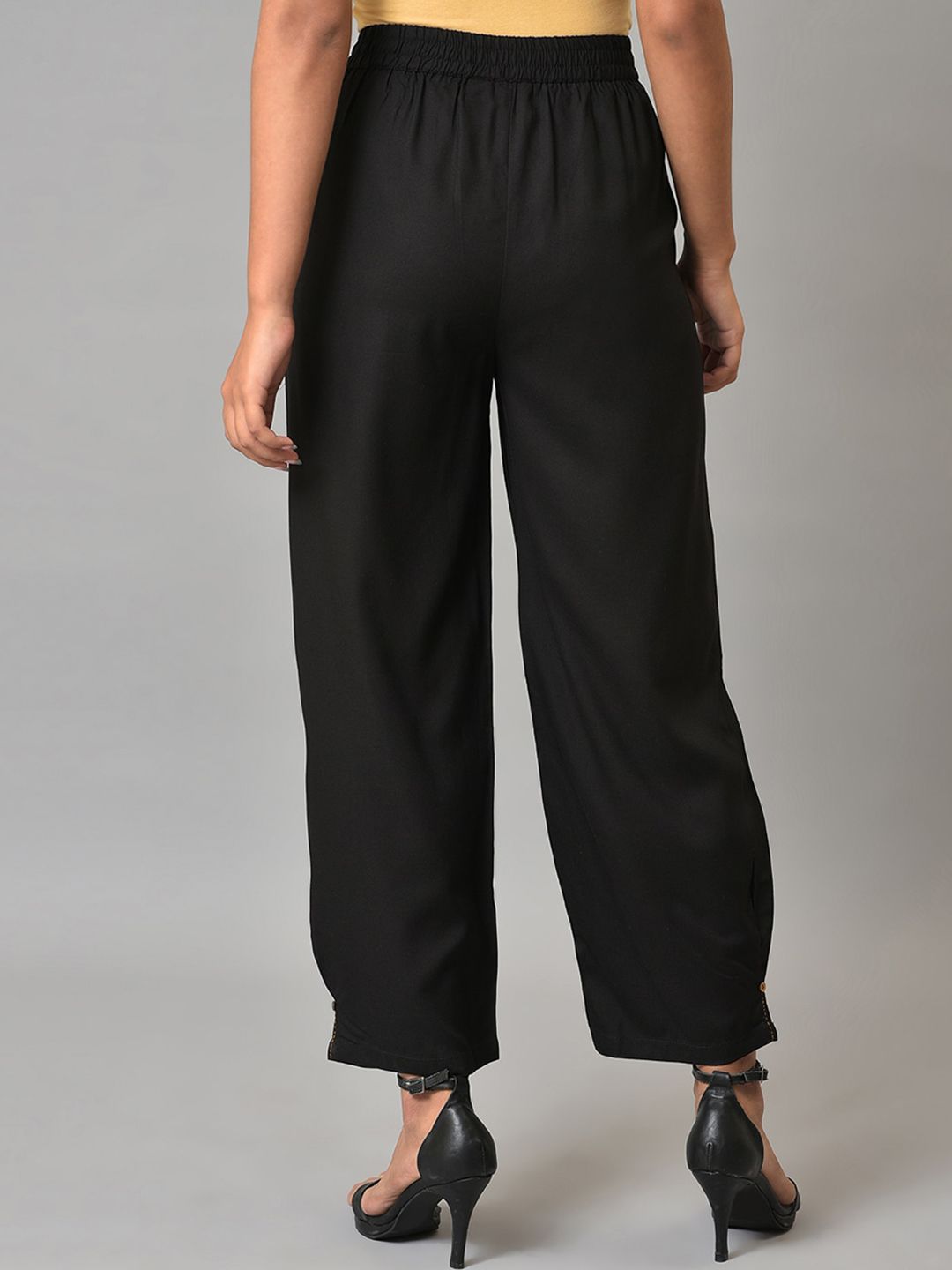 W Women Mid-Rise Regular Fit Parallel Trousers