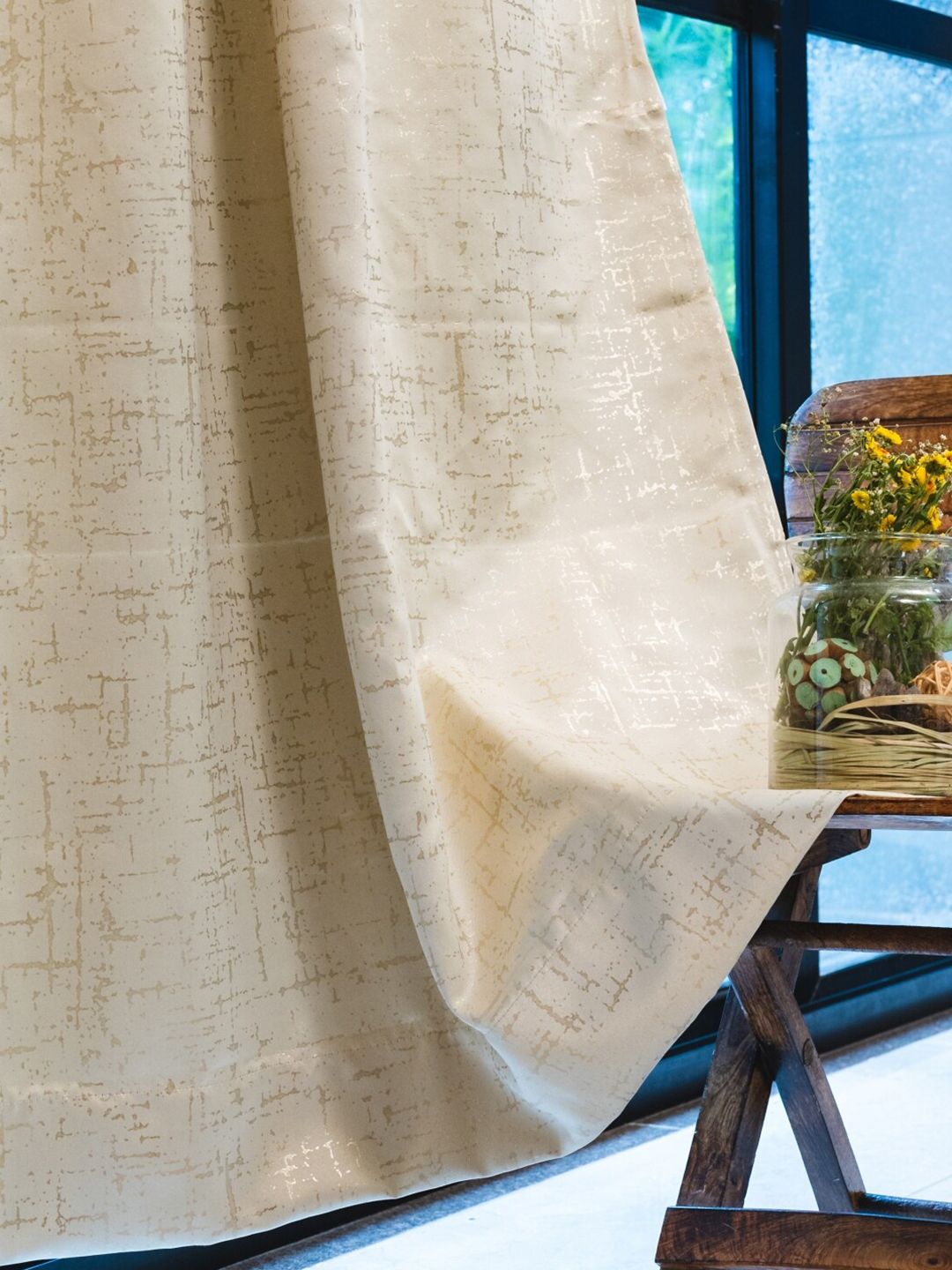 URBAN SPACE Beige & Gold-Toned Black Out Window Curtain