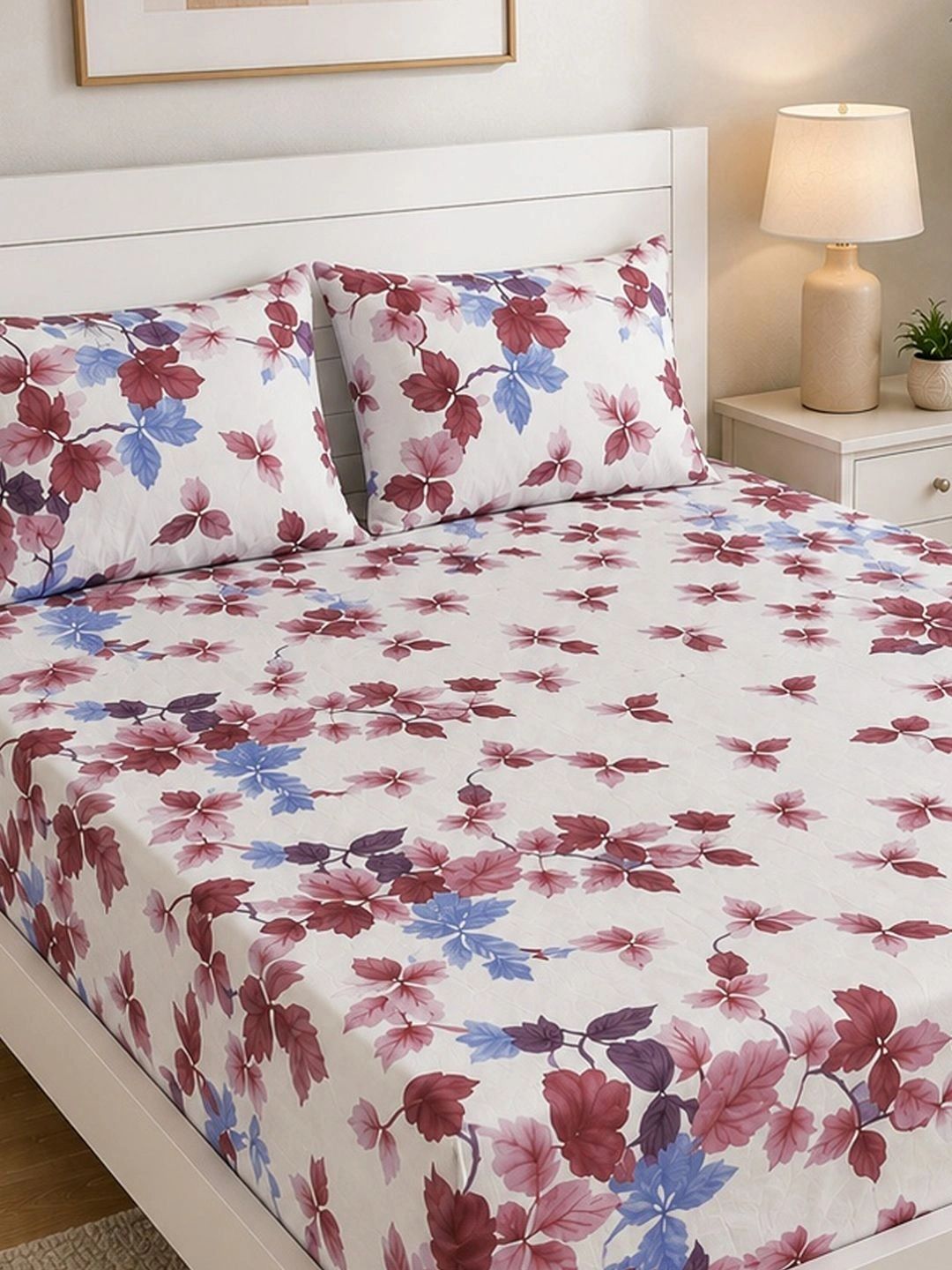 KLOTTHE Cream-Coloured Floral 300 TC King Bedsheet with 2 Pillow Covers