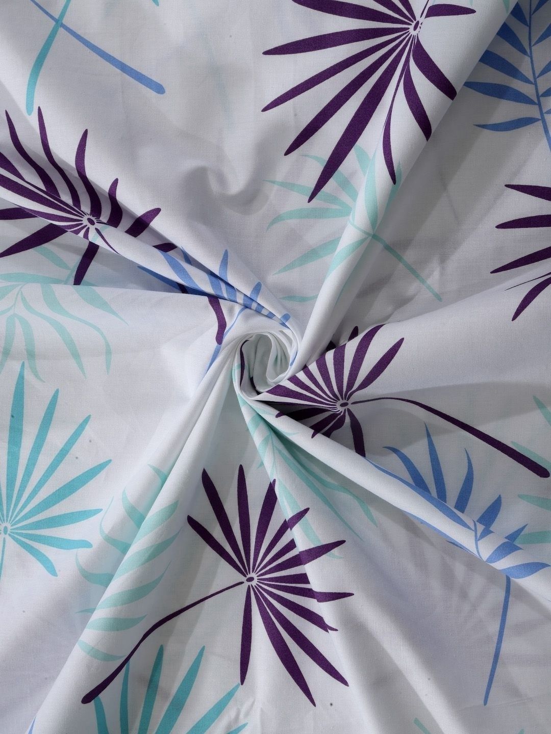 BOMBAY DYEING 525B Magenta & Blue Floral 164 TC Pure Cotton Queen Bedsheet Set