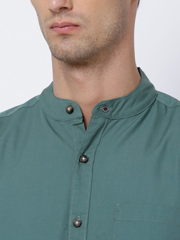 HIGHLANDER Men Green Slim Fit Casual Shirt