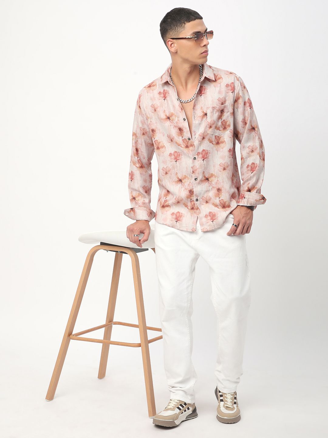 VASTRADO Men Classic Cutaway Collar Floral Printed Casual Shirt