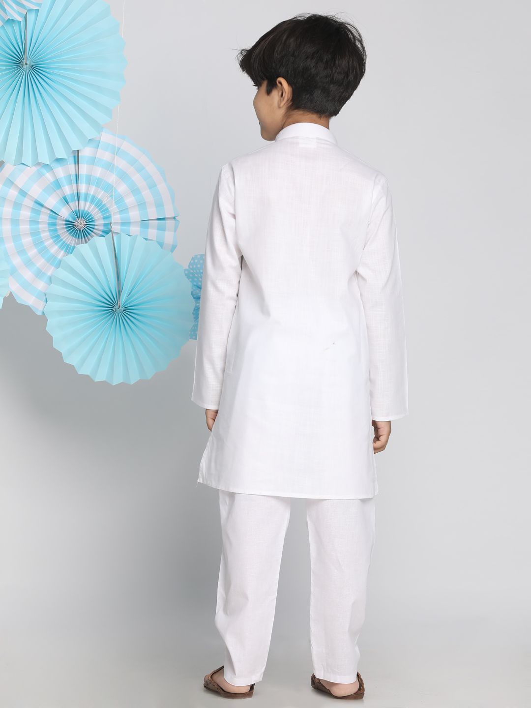 VASTRAMAY Boys White Solid Kurta with Pyjamas