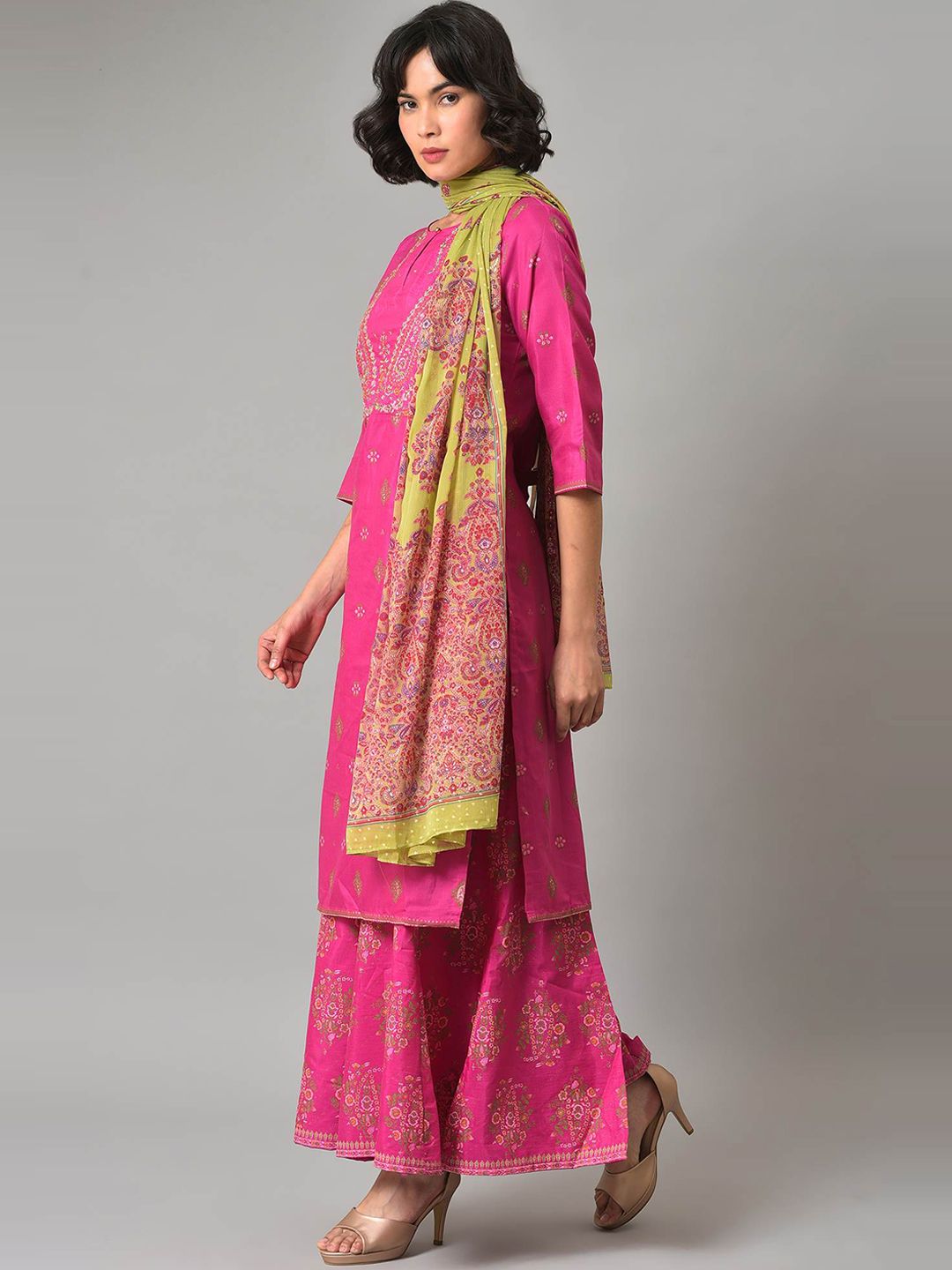 W Festive Floral Print Shantung Kurta With Cullotes & Dupatta