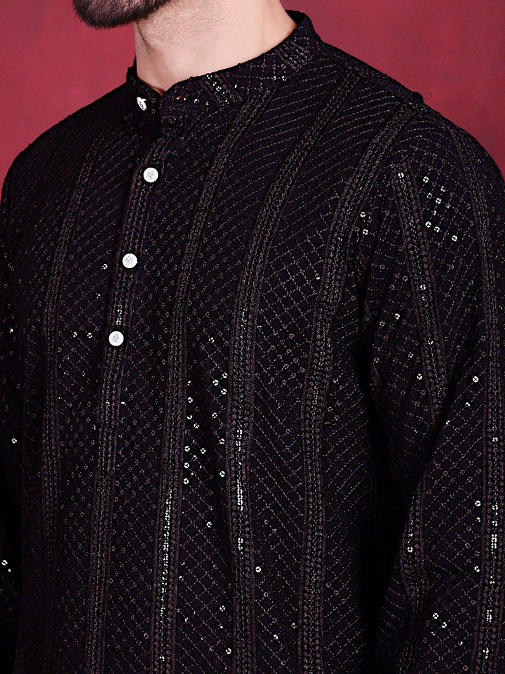 Jompers Geometric Embroidered Mandarin Collar Chikankari Kurta