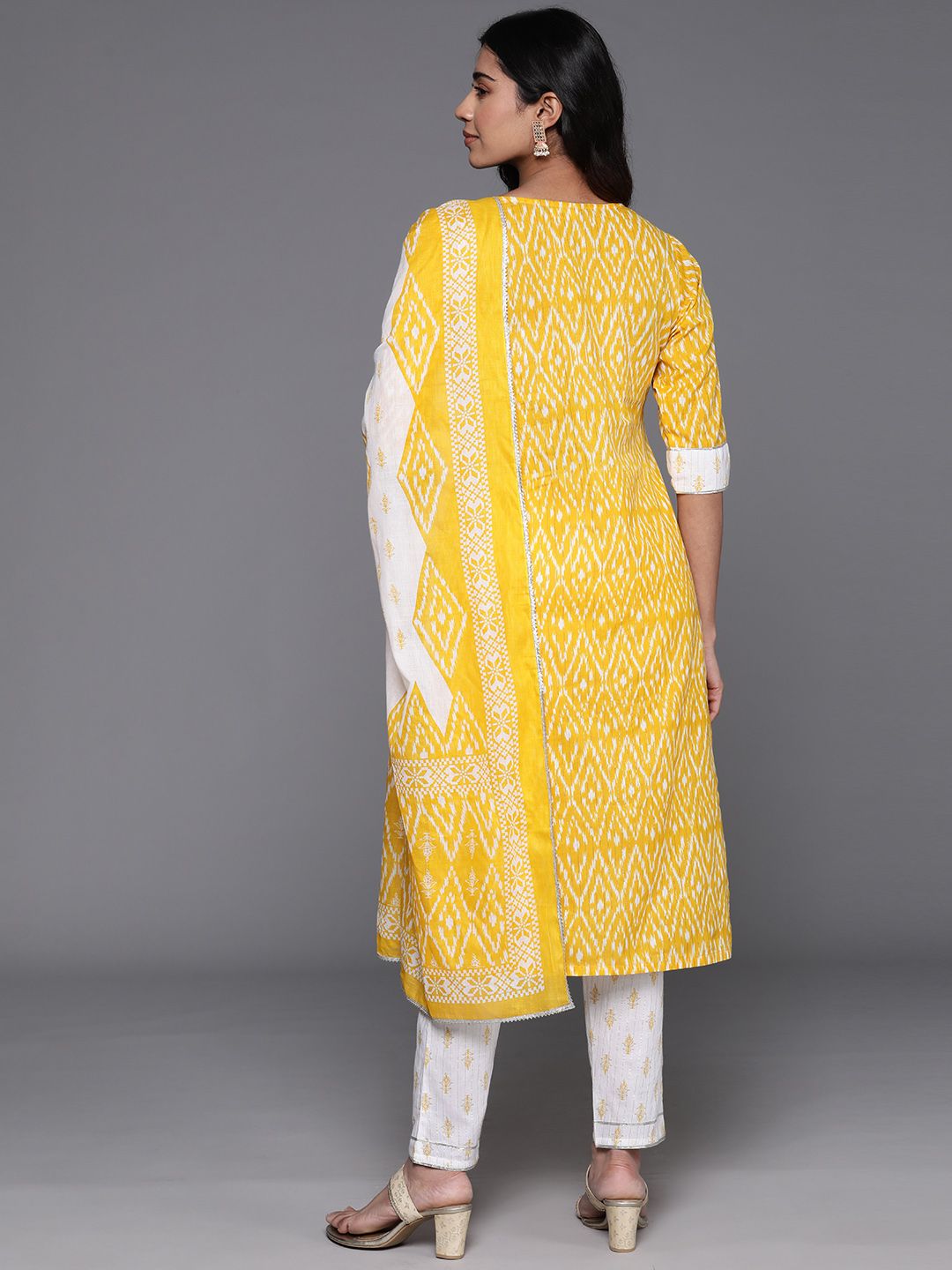 Libas Women Printed Regular Gotta Patti Pure Cotton Kurta with Trousers & With Dupatta
