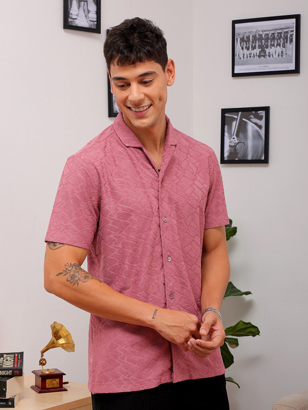 The Indian Garage Co Men Slim Fit Textured Terry Knit Resortwear Shirt