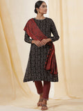 W Printed Round Neck Long Sleeves Straight Kurta
