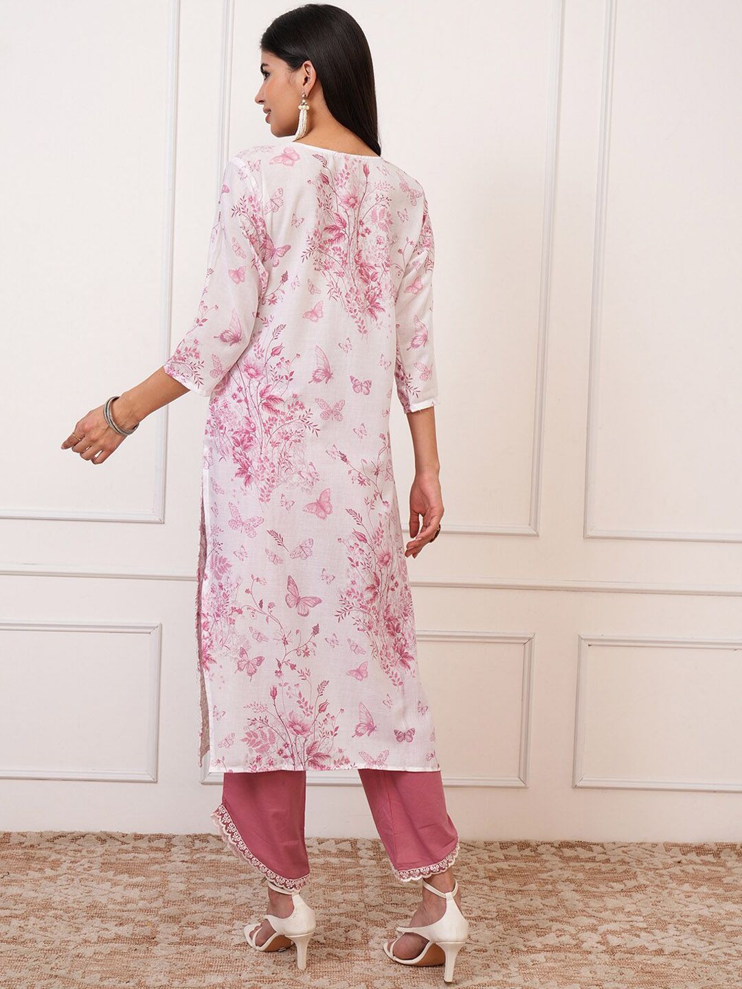 Vishudh Pink Floral Printed Thread Work Cotton Straight Kurta