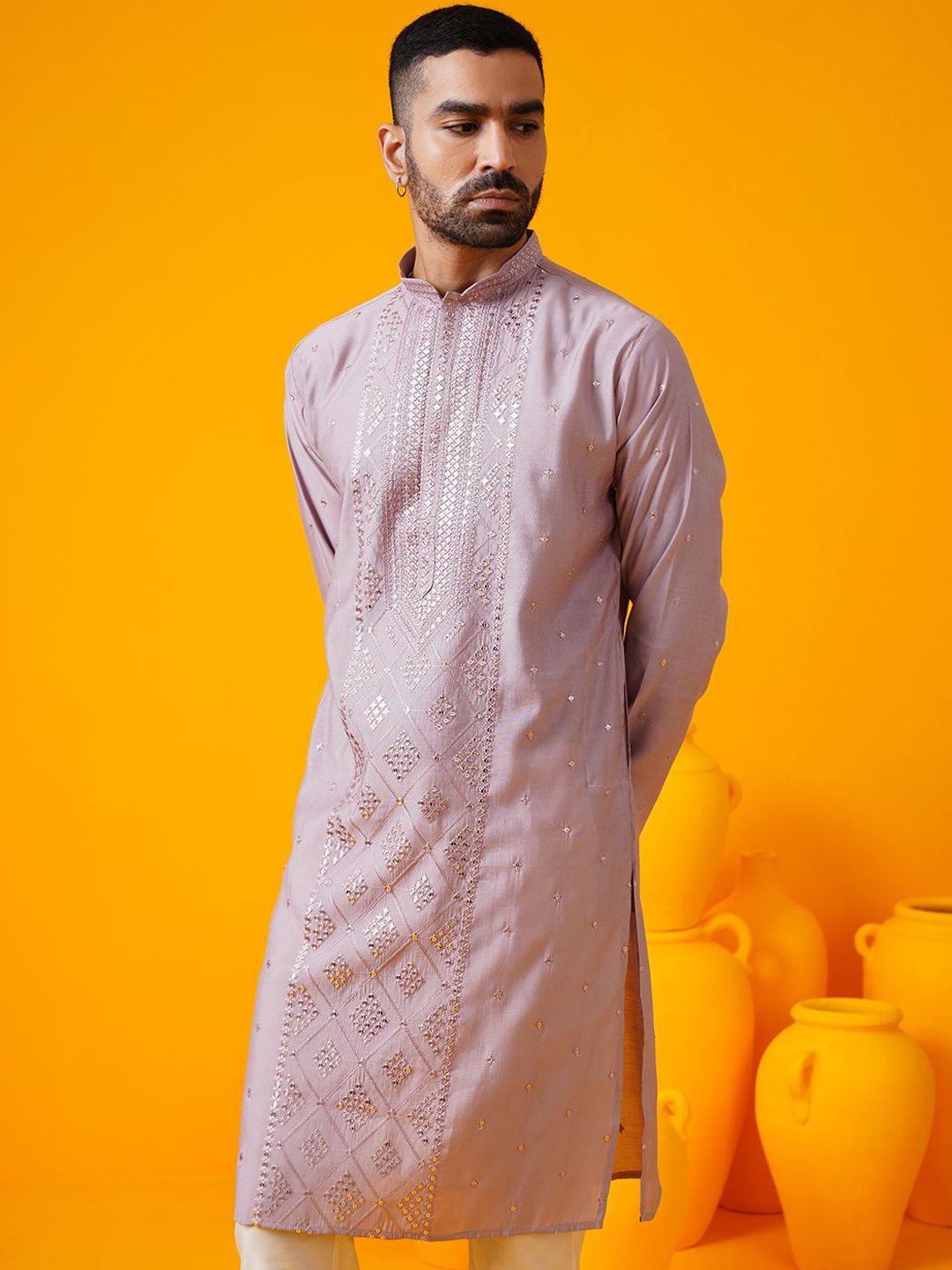 SOJANYA LUXE Geometric Sequinned Mandarin Collar Straight Kurta