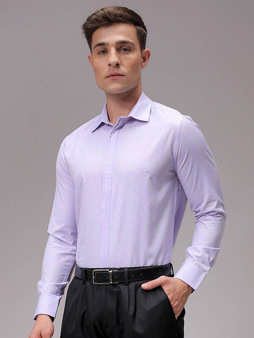 The Indian Garage Co. X Luxe Men Slim Fit Opaque Checked Formal Shirt