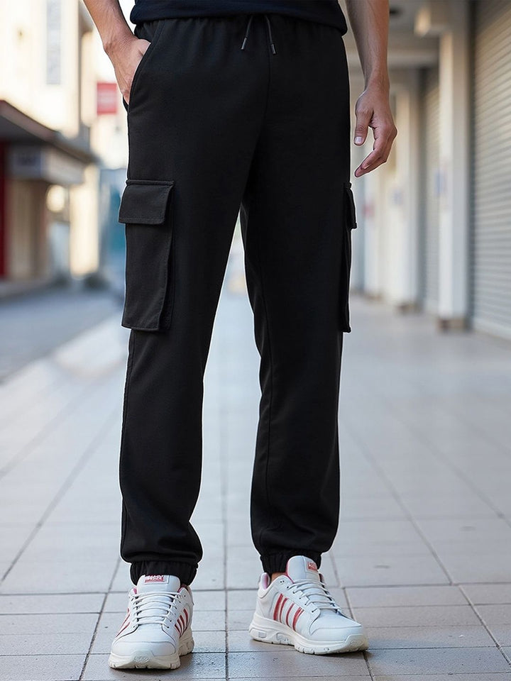 Bewakoof Air 1.0 Men Oversized Cargo Joggers