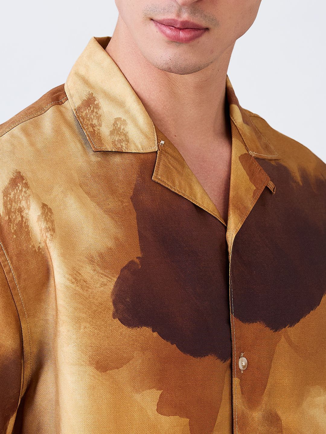 SPYKAR Men Relaxed Fit Cuban Collar Abstract Printed Casual Shirt