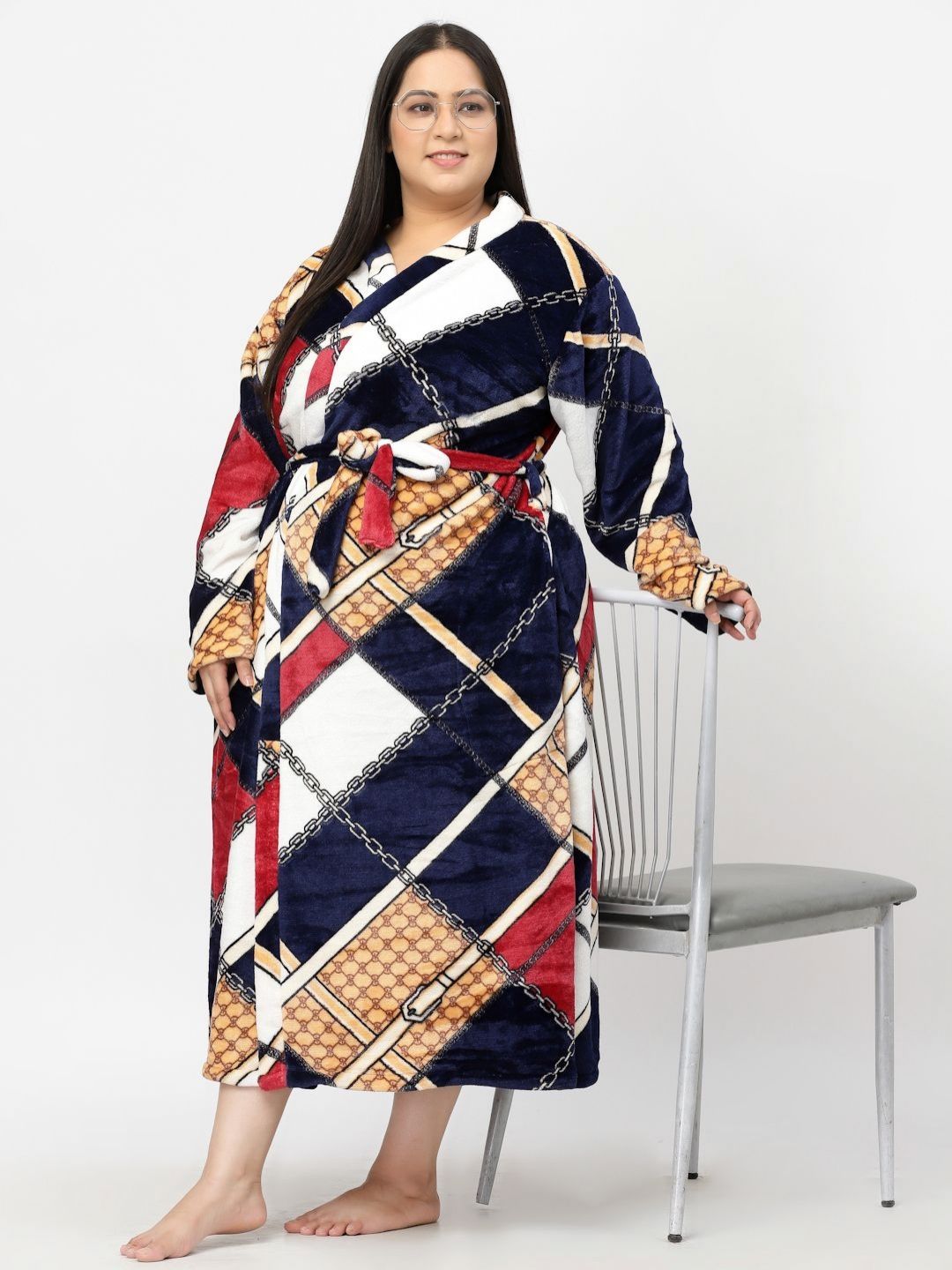 KLOTTHE Plus Size Navy Blue & White Checked Bath Robe With Belt