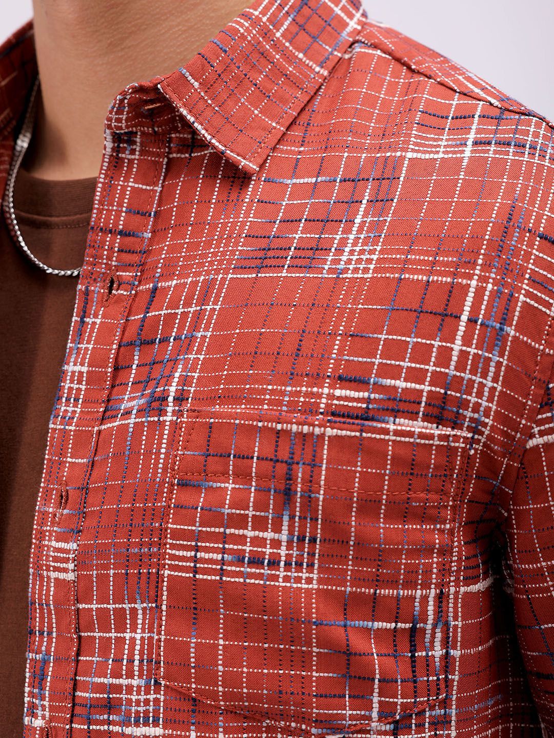 The Indian Garage Co Men Cutaway Collar Checked Cotton Slim Fit Casual Shirt
