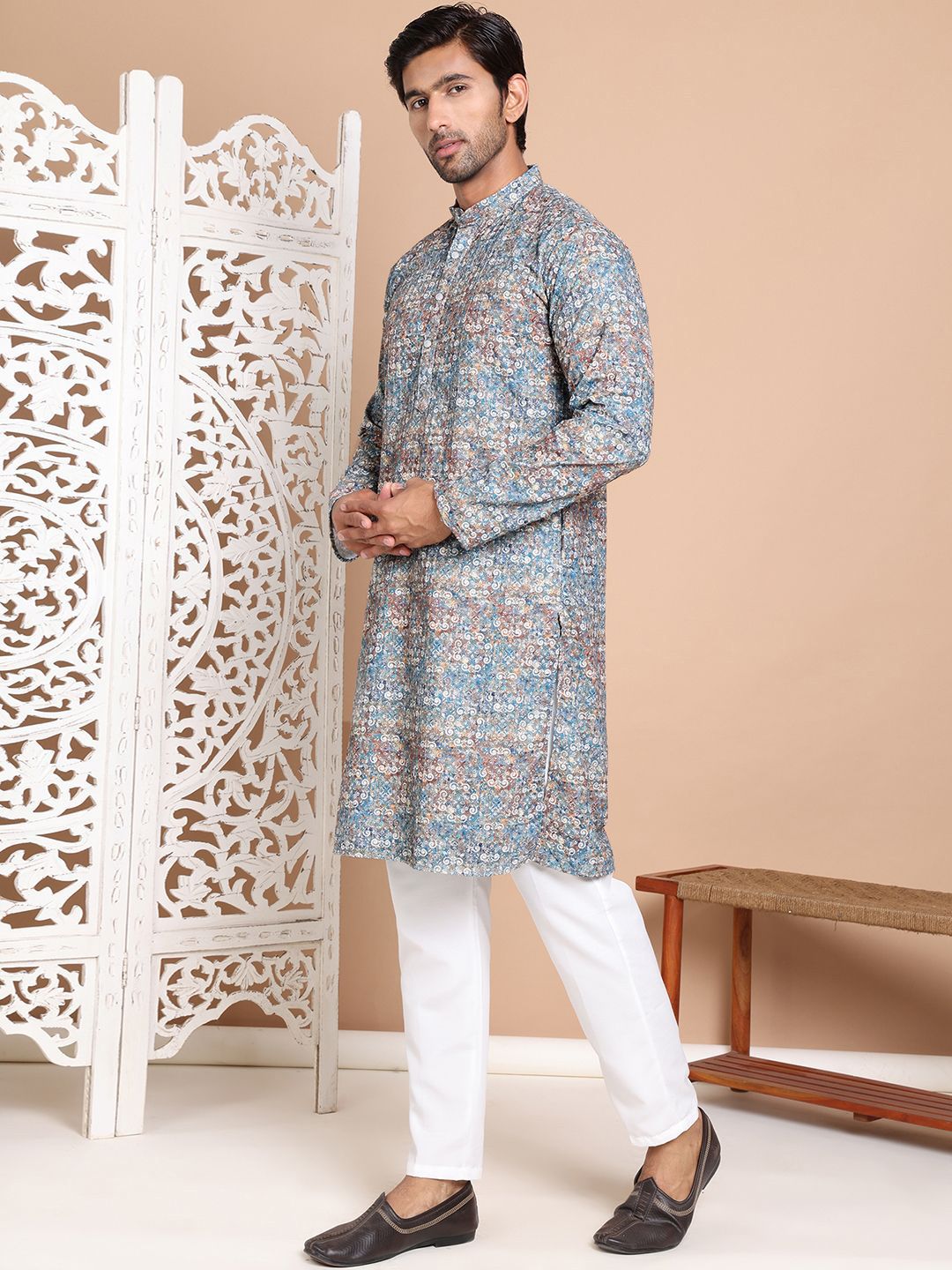 Jompers Men Floral Printed Regular Thread Work Pure Cotton Kurta with Pyjamas