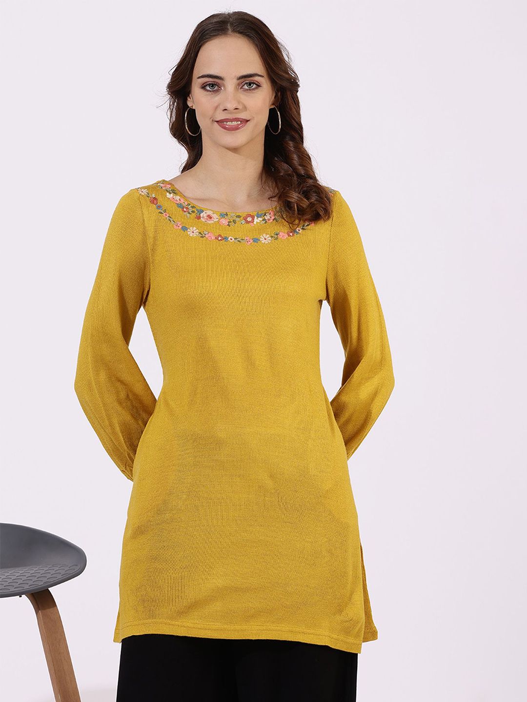 W Women Round Neck Long Sleeves Tunic