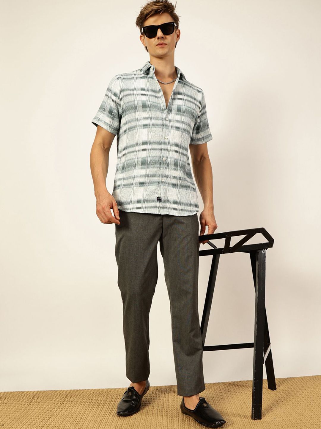 Thomas Scott Men Premium Slim Fit Opaque Printed Casual Shirt