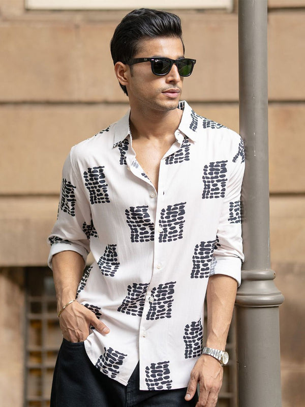 Powerlook Men Abstract Printed Spread Collar Casual Shirt