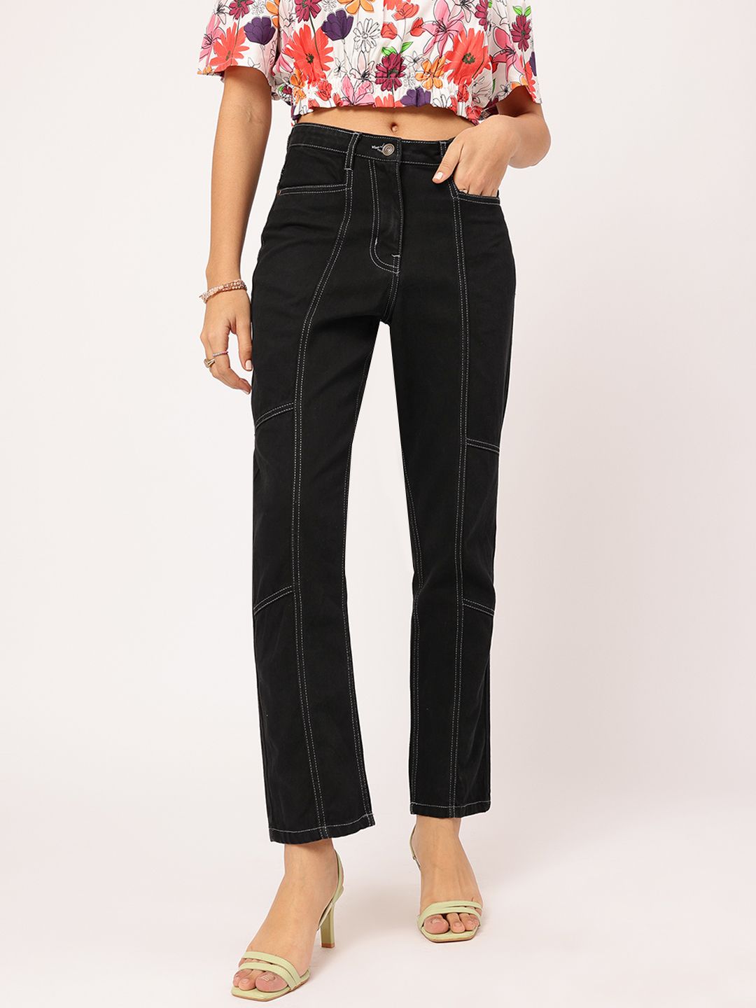 DressBerry Women Knit Revolution Regular Fit Jeans