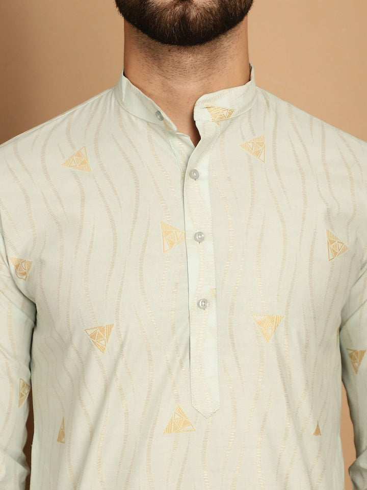 SOJANYA Geometric Printed Straight Kurta With Churidar