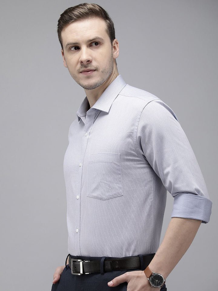 Park Avenue Pure Cotton Self Design Slim Fit Textured Formal Shirt