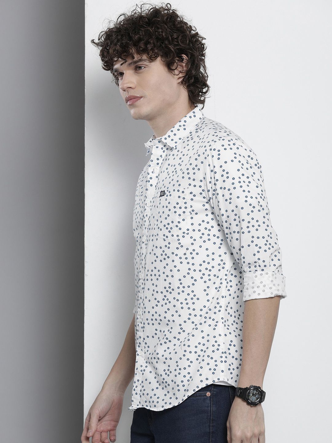 The Indian Garage Co Men Pure Cotton Floral Printed Casual Shirt