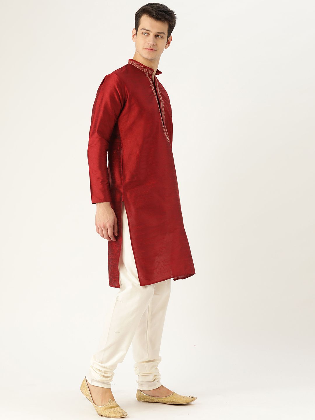 SOJANYA Men Maroon Solid Straight Kurta