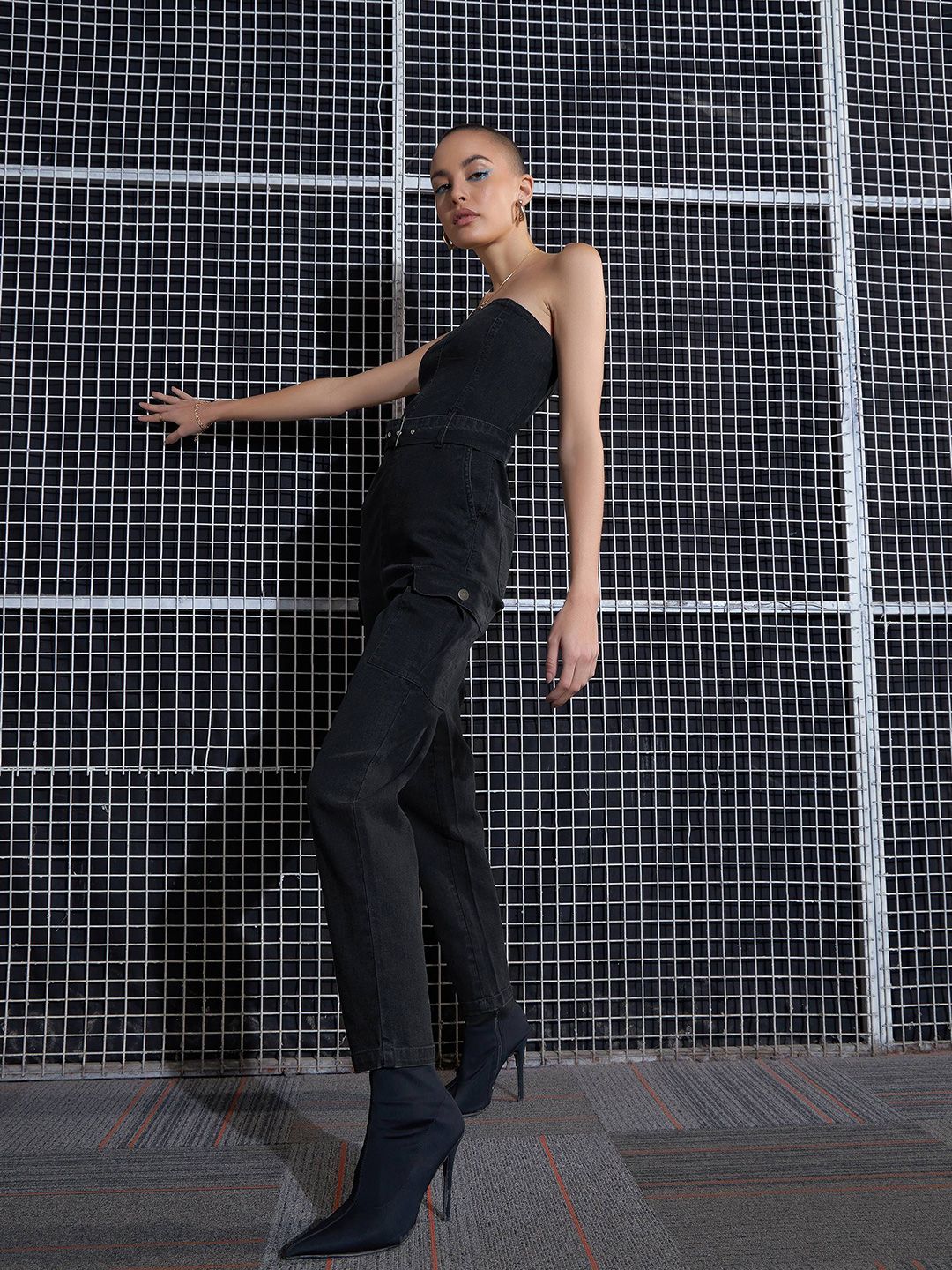 SASSAFRAS Black Strapless Basic Jumpsuit