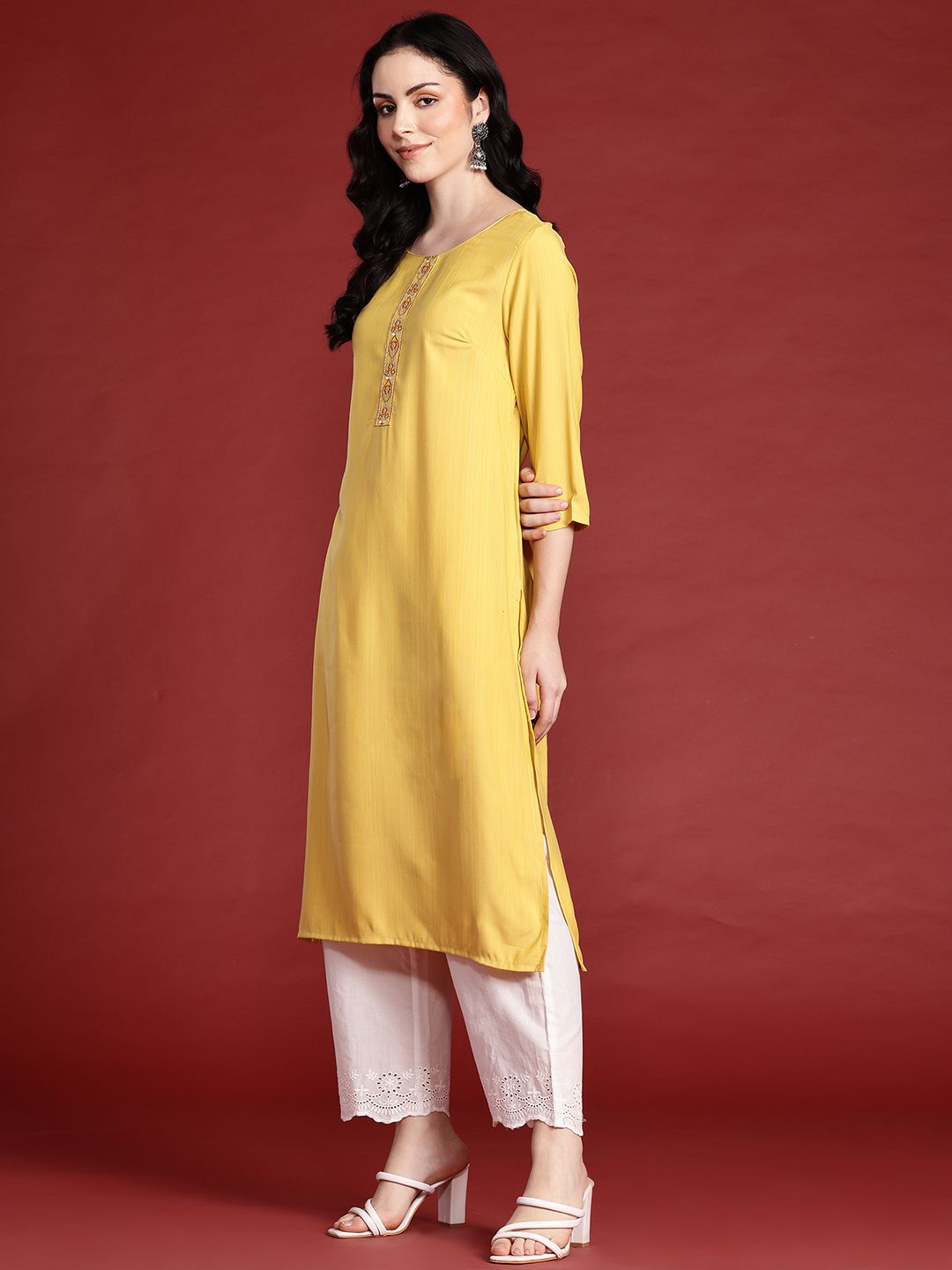 Anouk Yoke Design Embroidered Kurta