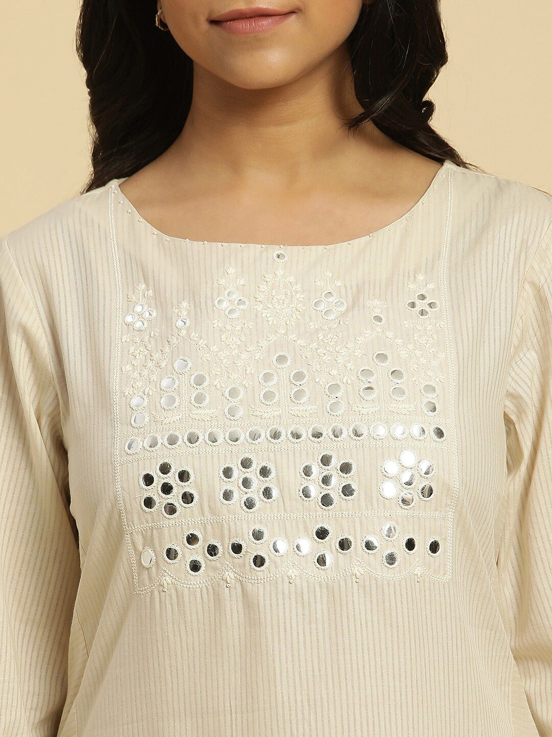 W Yoke Design Mirror Work Round Neckline Straight Kurta
