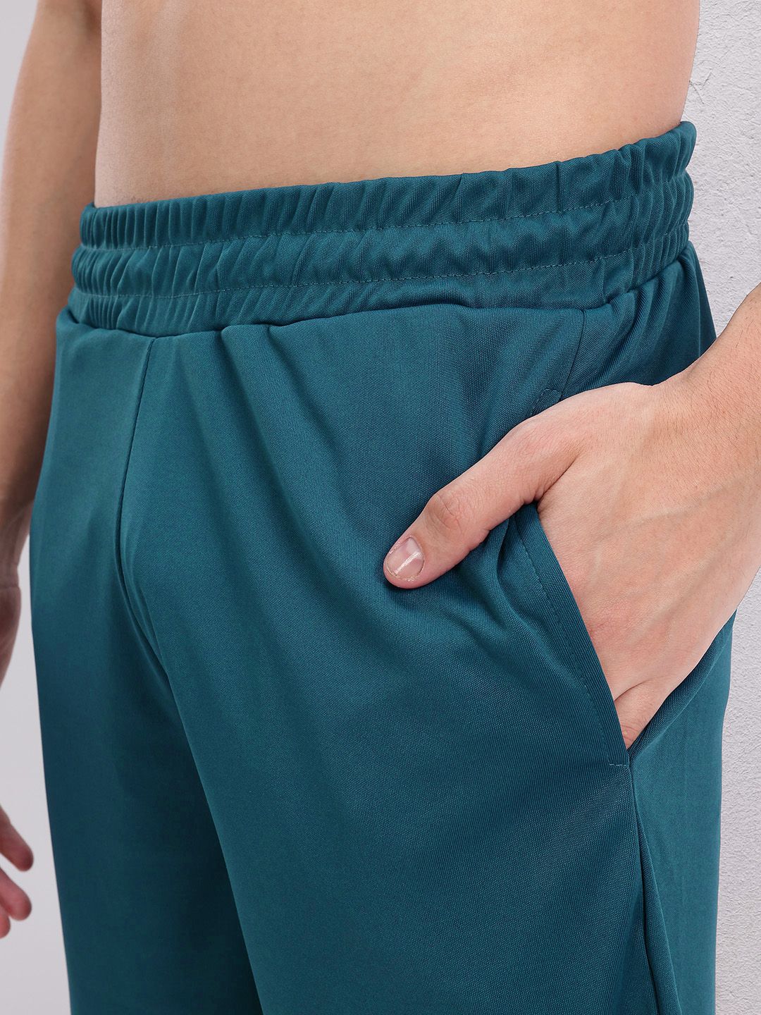HRX by Hrithik Roshan Men Mid-Rise Training Shorts with Reflective Elements