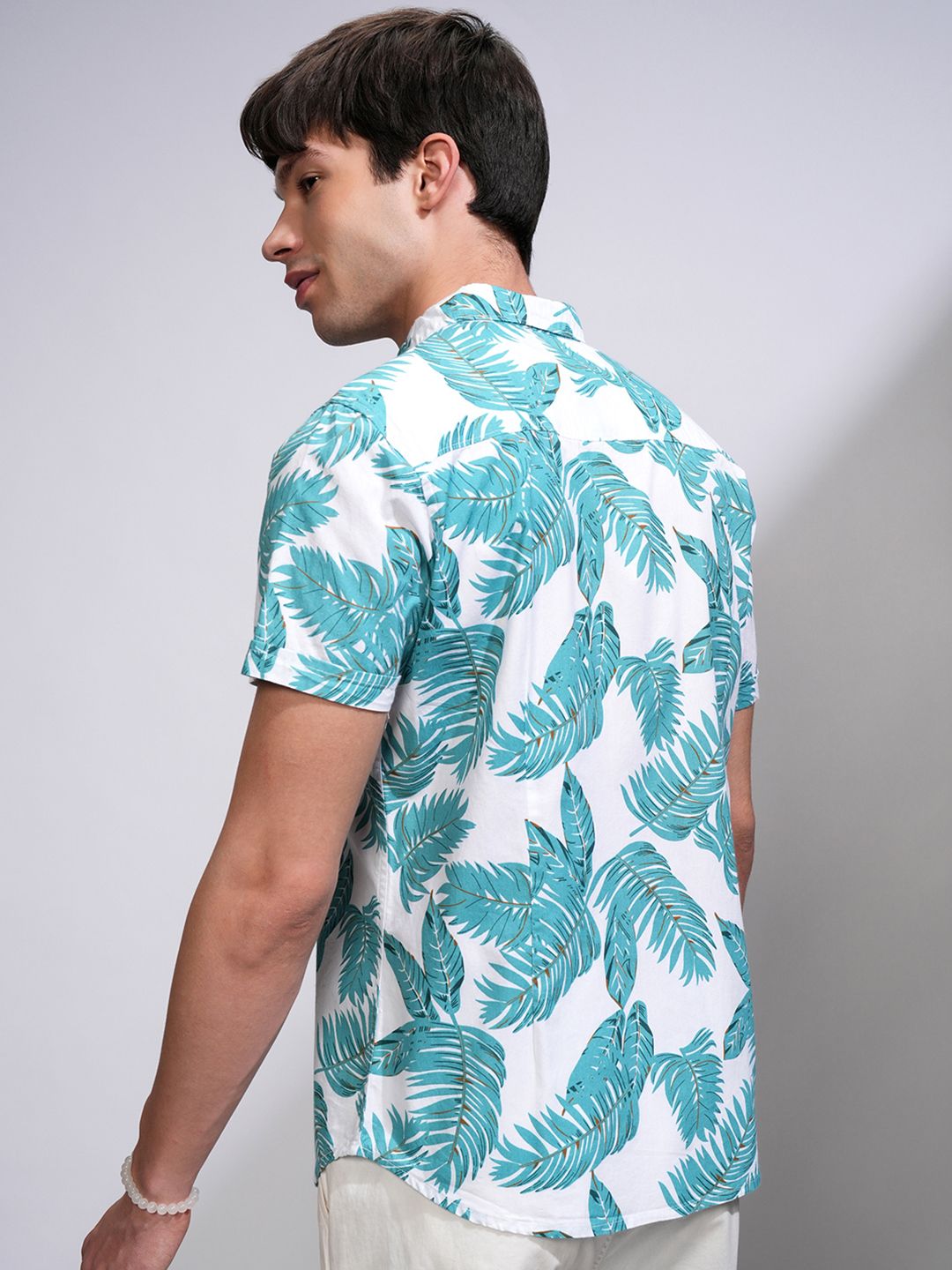 HIGHLANDER Men White & Green Slim Fit Printed Casual Shirt