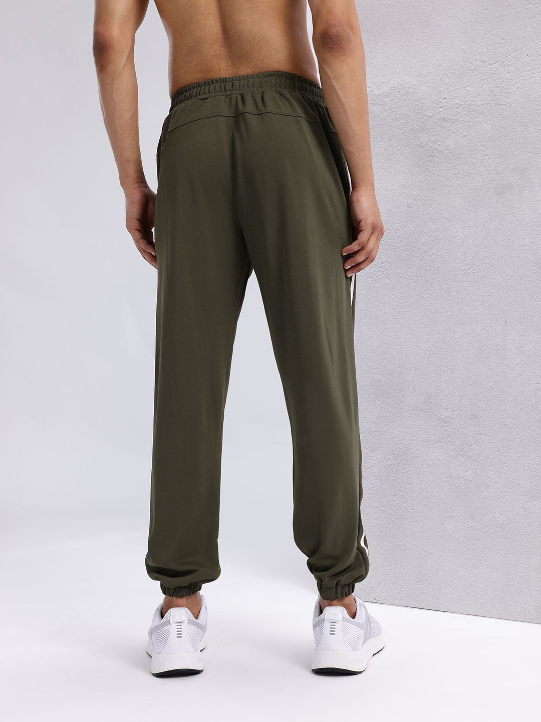 HRX by Hrithik Roshan Men Rapid-Dry Training Joggers
