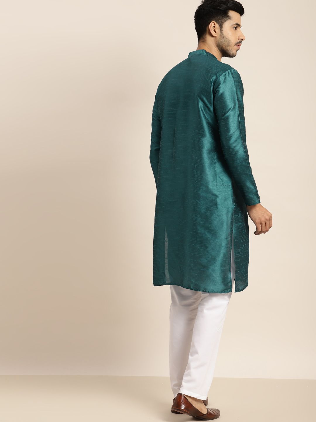 Anug by SOJANYA Men Green Kurta