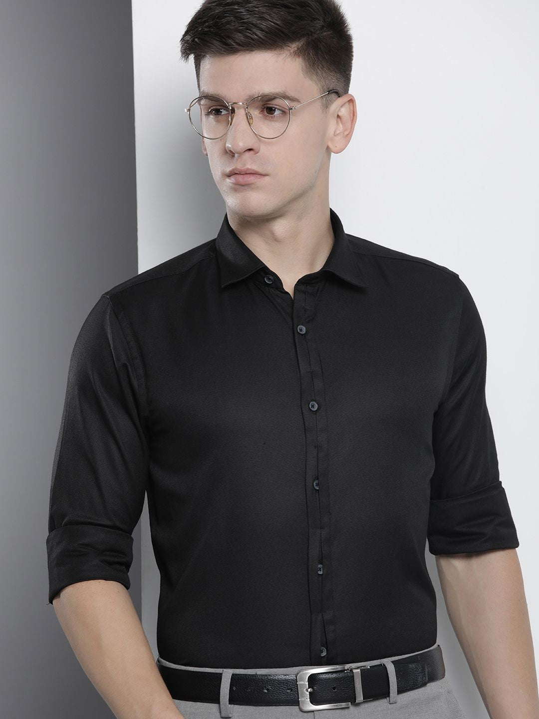 The Indian Garage Co. X Luxe Men Slim Fit Opaque Formal Shirt