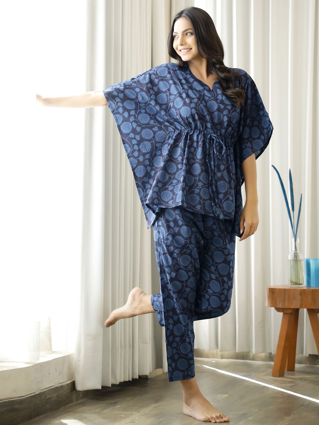 SANSKRUTIHOMES Women Navy Blue Printed Pure Cotton Night suit