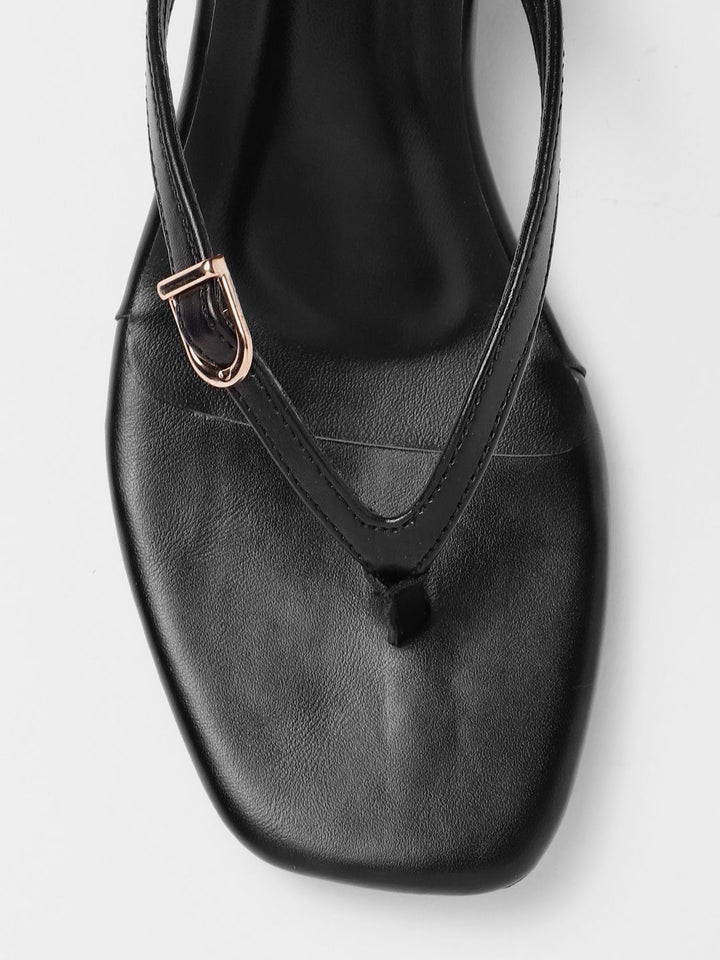 Lino Perros Kitten Heels with Buckles