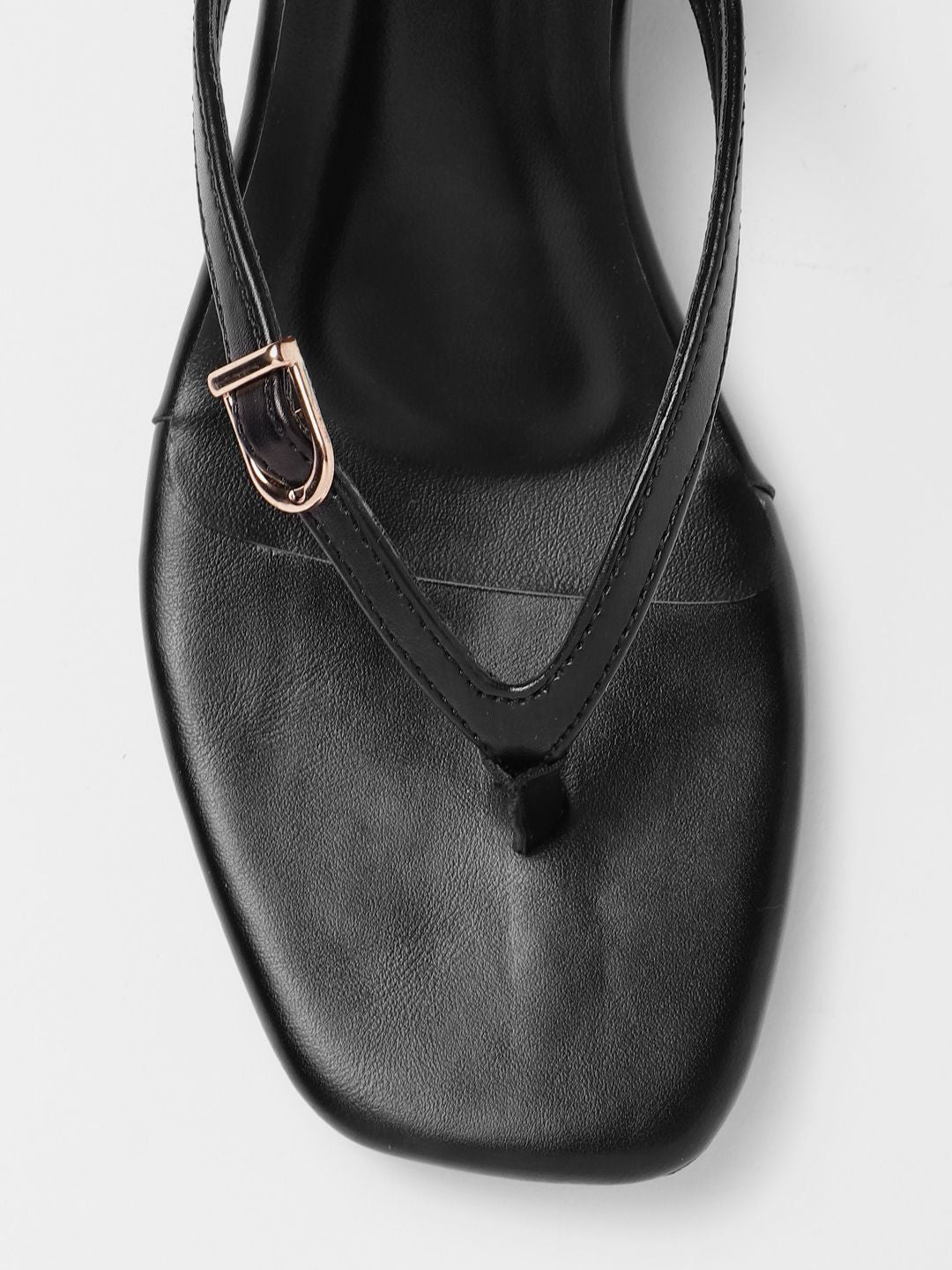 Lino Perros Kitten Heels with Buckles