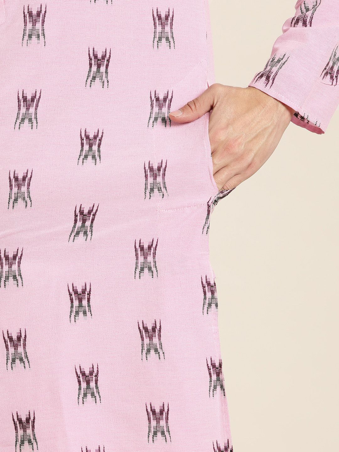 SOJANYA Men Pink & Black Printed Kurta