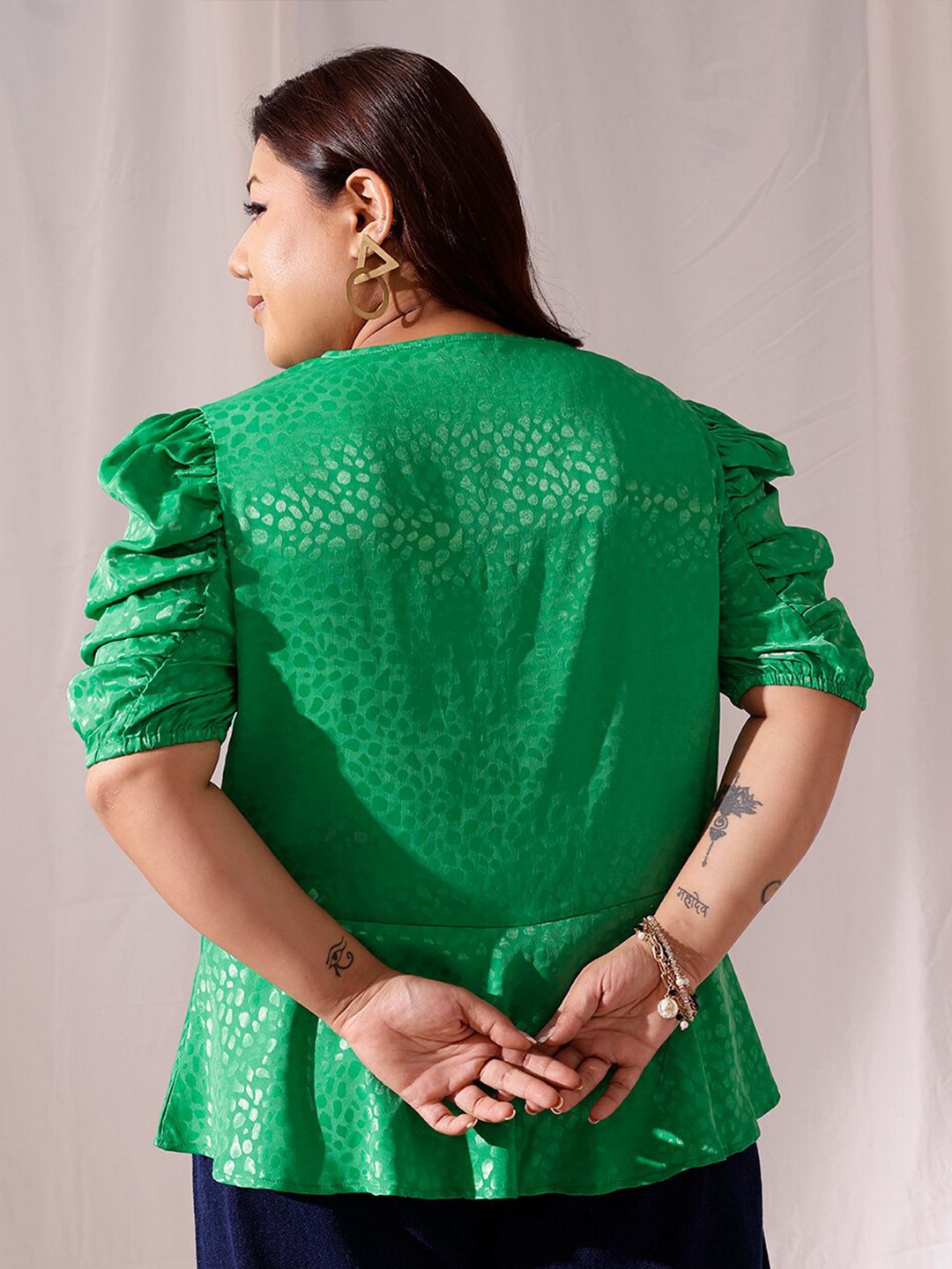 CURVY STREET Plus Size V-Neck Puff Sleeves Jacquard Satin Regular Top