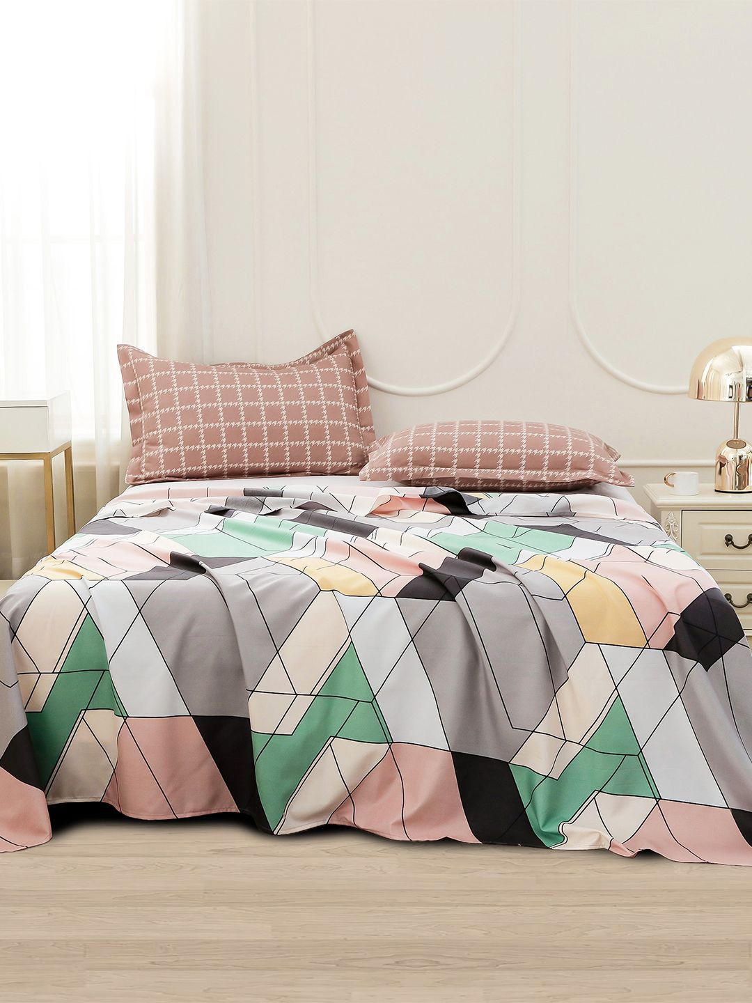 Story@home Green Geometric Printed 240 TC Satin Finish Queen Bedsheet Set