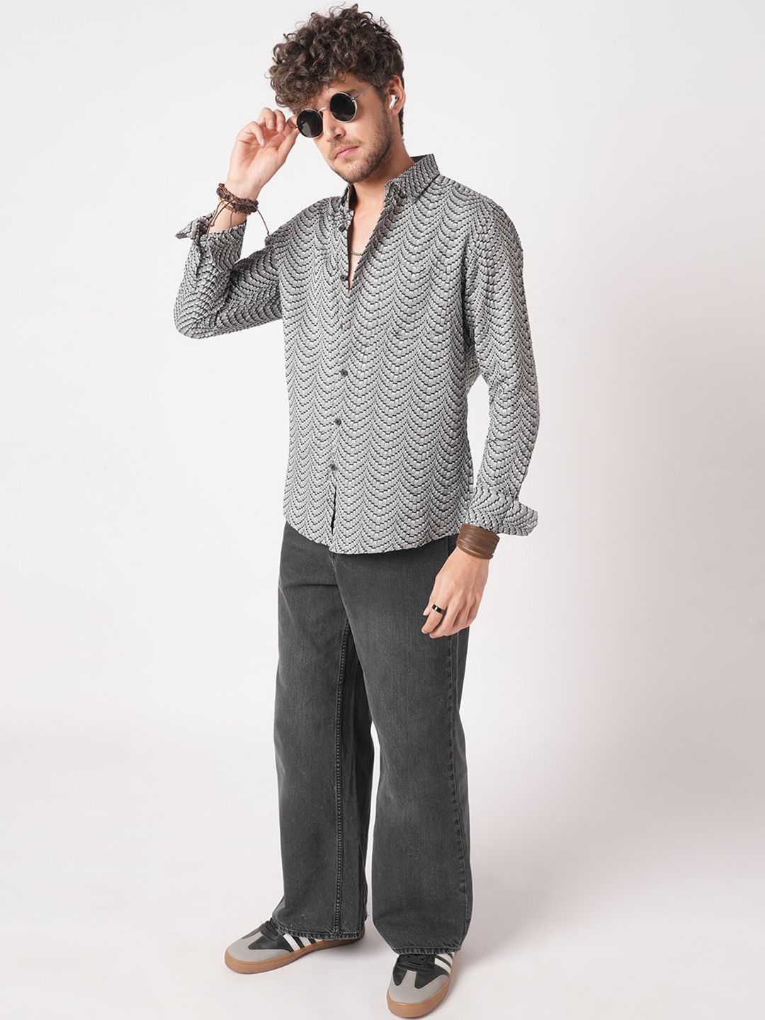 VASTRADO Men Slim Fit Textured Spread Collar Cotton Casual Shirt